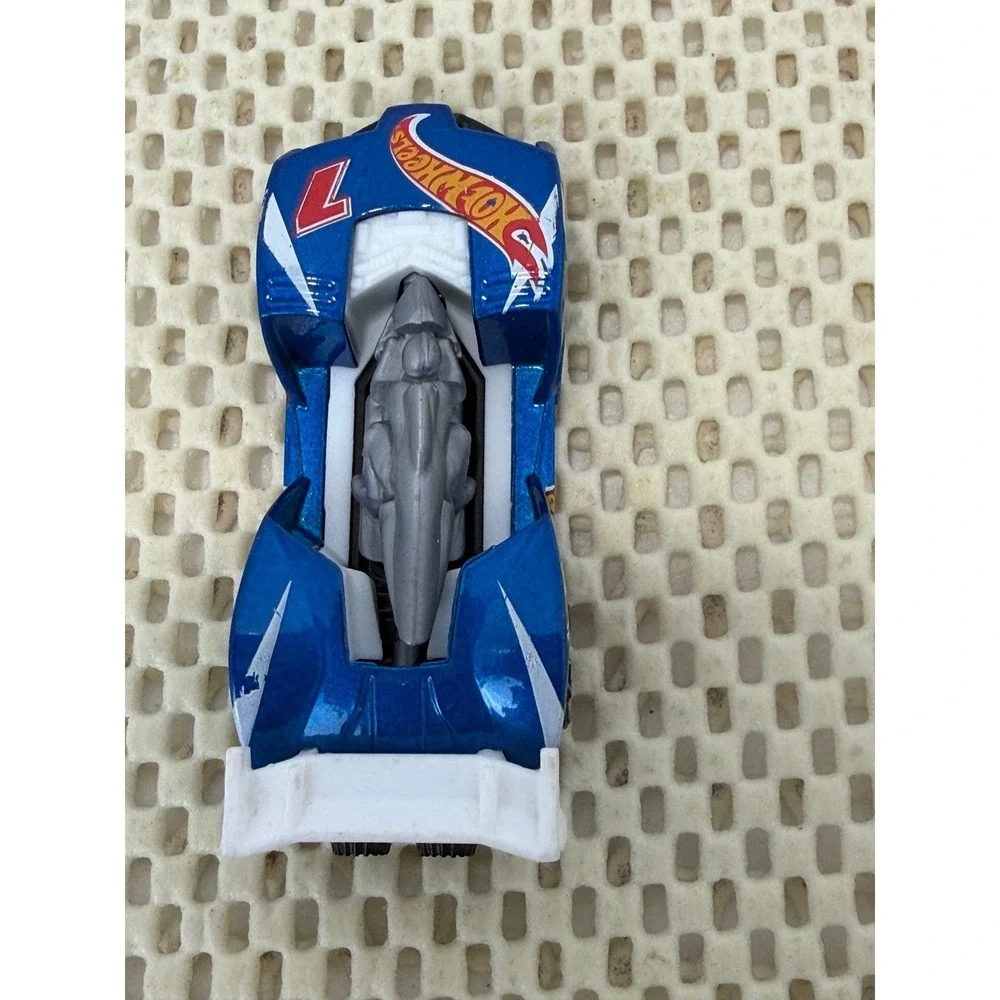 Hot Wheels Winning Formula Blue Race Car #7 Diecast 2011 Mattel Malaysia EUC